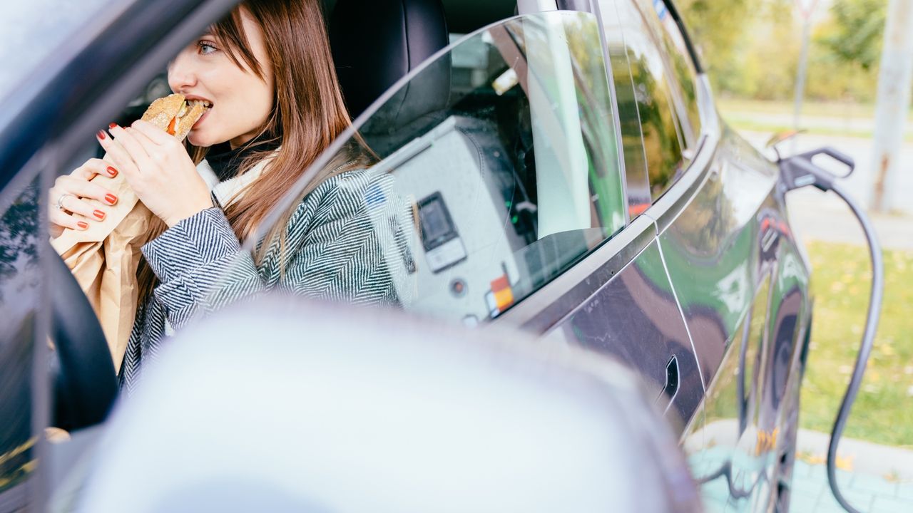 Optimizing EV Charging: Dynamic Scheduling